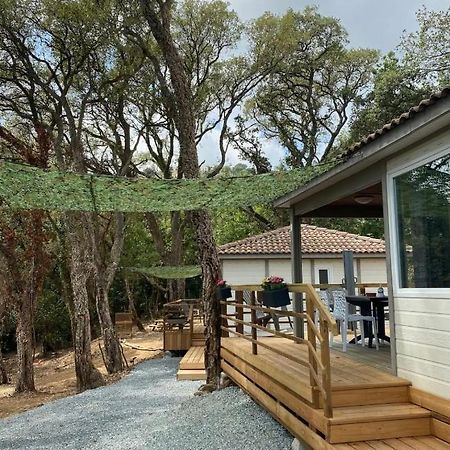 Les Chalets Des Iles Borgo  Exterior foto