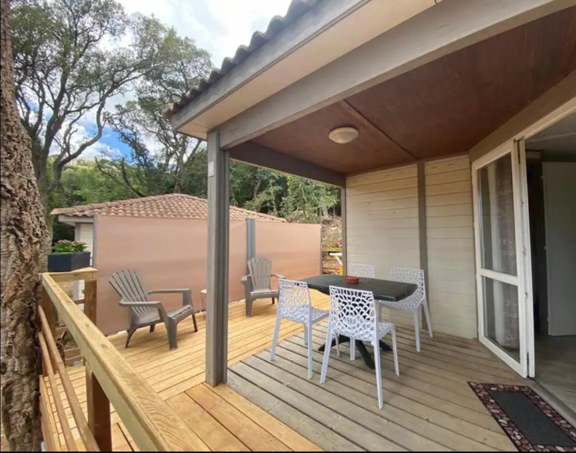 Les Chalets Des Iles Borgo  Exterior foto